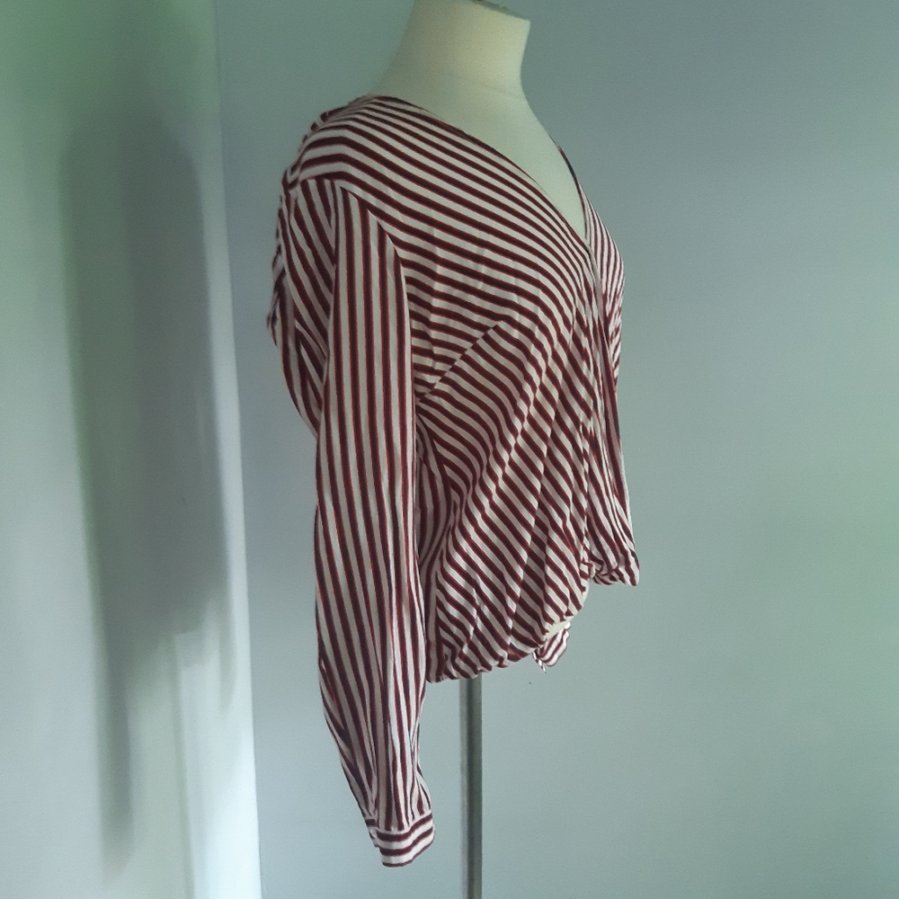 Yest Women's long sleeves blouse Size 10